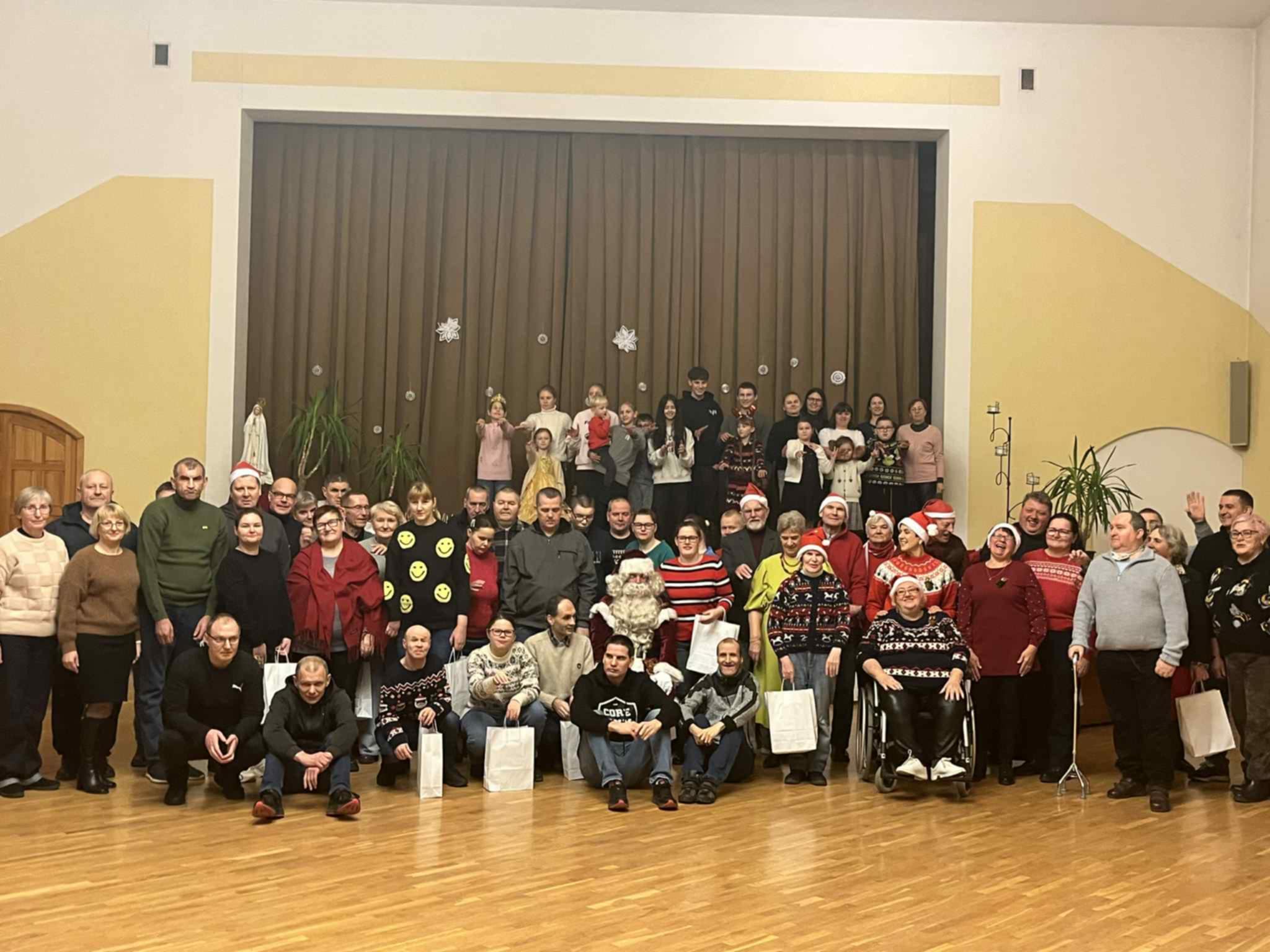 Projektas „Užimtumo galimybės“ subūrė įvairaus amžiaus žmones